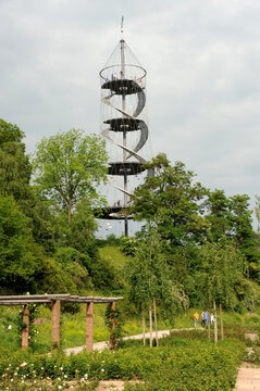 Stuttgart, Killesbergturm im Rosensteinpark