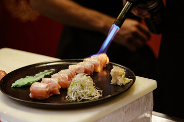 sushi e comidas asiáticas 