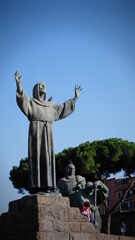 Obraz premium Statue of Saint Francis in St. John Lateran square of Rome