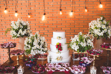 Fototapeta na wymiar fake wedding cake with decoration 