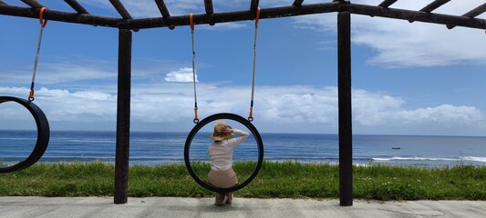 Dulan Sea Viewing Platform, Taitung, enjoy the beautiful coastline of Taitung