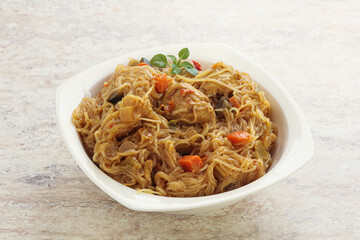 Wok Udon with chicken curry