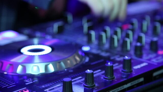 Konsola DJ