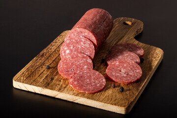 サラミソーセージ