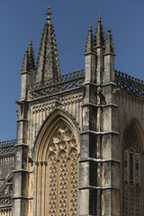 Fototapeta premium details of the Church of Santa Maria da Vitória in the Batalha Monastery in Batalha, Portugal