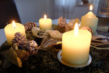 4. Advent