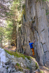 Arrampicata bouldering in Val Calanca, Ticino, Svizzera