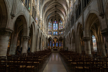 Fototapeta na wymiar interior of Saint Severin Church in France