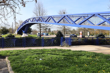 Passerelle piétonne sur le canal du centre, ville de Montceau Les Mines, département de Saone et Loire, France