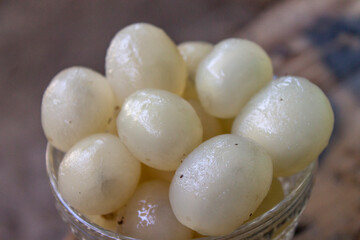 litchi, fruta tropical exótica.