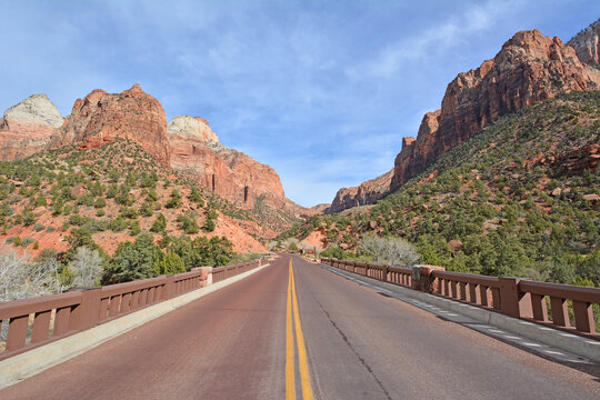 Highway bridge leading to the entrance of world famous Zion National Park in Utah, USA