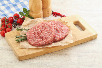 Raw pork cutlet for burger