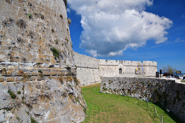 Fototapeta na wymiar Castello di Monte Sant‘Angelo | Apulien