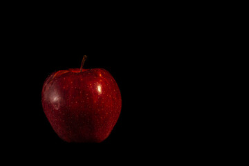 a red apple