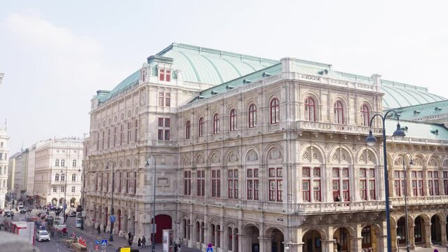 An opening shot of Wiener Staatsoper (Vienna State Opera)