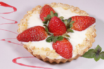 Strawberry Pie with Cream