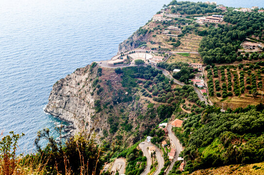 Vista dell'anfiteatro all'aperto di Taureana
