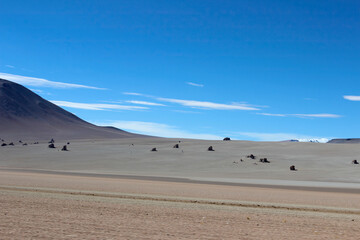 Fototapeta na wymiar Deserto Salvador Dali, altiplano boliviano, Andes