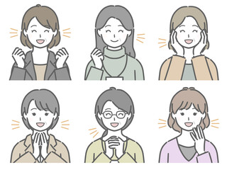 喜ぶ中年女性の上半身セット