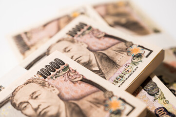 札束　一万円札　白背景