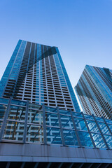 Obraz premium 都心のタワーマンションが立ち並ぶ風景_d_15