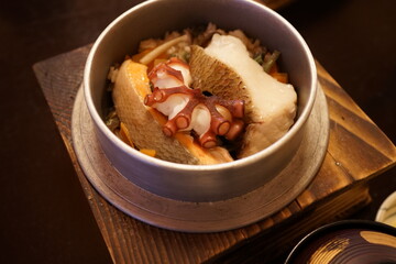 Japanese Food, Seafood Kamameshi, Rice Pot - 日本料理 海鮮 釜飯