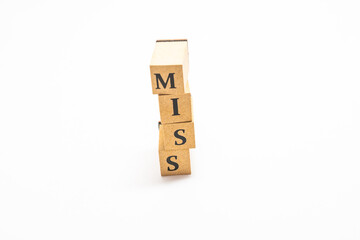 英単語　ブロック　MISS