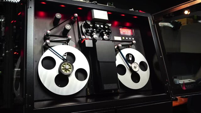 Movie film scanning, Digital scanning for motion picture film, Film scanner.	
