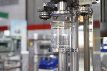 Aluminum lid packing machine for plastic can