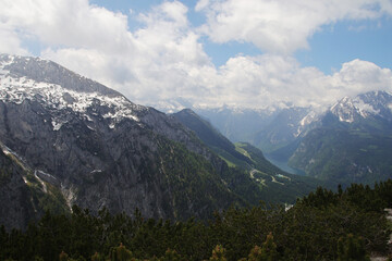 Fototapeta na wymiar Panorama opening from Kehlstain mountain, the Bavarian Alps, Germany