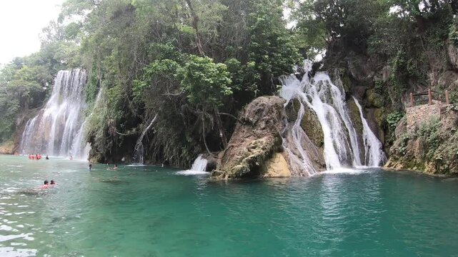 The amazing Tamasopo recreating area in San Luis Potosi, Huasteca Potosina, M&eacute;xico