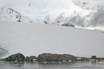 Cruising in Antarctica - Fairytale landscape