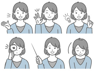 解説する中年女性