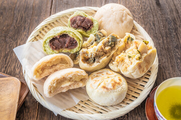 信州名物　おやき