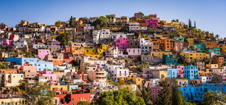 Fototapeta colourful buildings