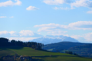 Blick auf den Schneeberg aus der buckligen Welt