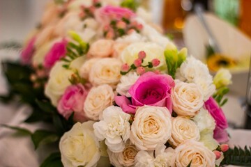 piękny dzień ślubu wesele kwiaty