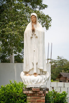 Statue of the Virgin Mary, in front of the Church of San Joaquin, Cundinamarca, Colombia