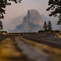 Papier Peint photo Half Dome Glacier Point From Extreme Low Road Angle
