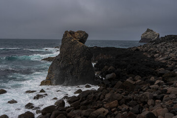 View of os the impressive Valahnúkamöl, the high boulder ridge composed of well rounded stones,...