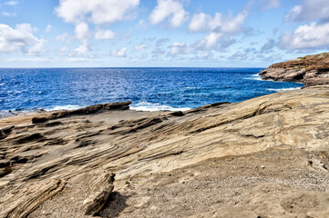 Landscape scenery at Lānaʻi Lookout on Oahu featuring the Lava Tubes