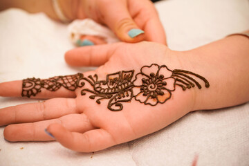 hena/ mehandi/ indian culture
