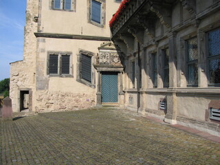 Fototapeta na wymiar Renaissanceportal am Schloss Brake in Lemgo