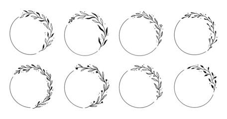 Wreath leaf circle border frame. Hand drawn doodle sketch style. Floral circle frame, flourish design element for wedding, greeting card. Vector illustration.