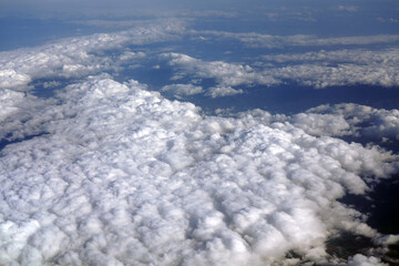Wolkenband über den Pyrenäen 