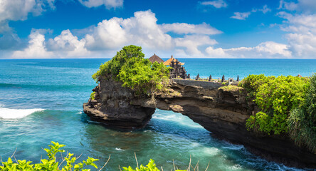 Pura Batu Bolong Temple on Bali © Sergii Figurnyi