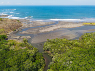 The Junquillal estuary and mangrove system