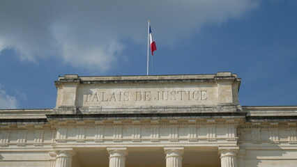 Palais de justice. Détail. Palais de justice, Saintes, Charente Maritime, France 