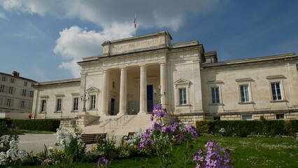 Palais de justice, Saintes, Charente Maritime, France. Concept de justice
