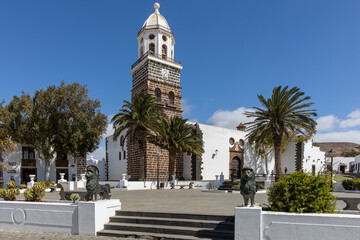 Fototapeta na wymiar Church from Teguise on Lanzarote, Canary Islands